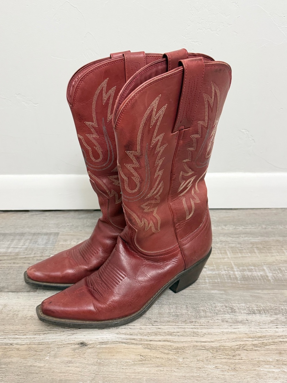 Tennessee Boot Co. Women's Red Western Leather Cowboy Boots, size 9 like NEW